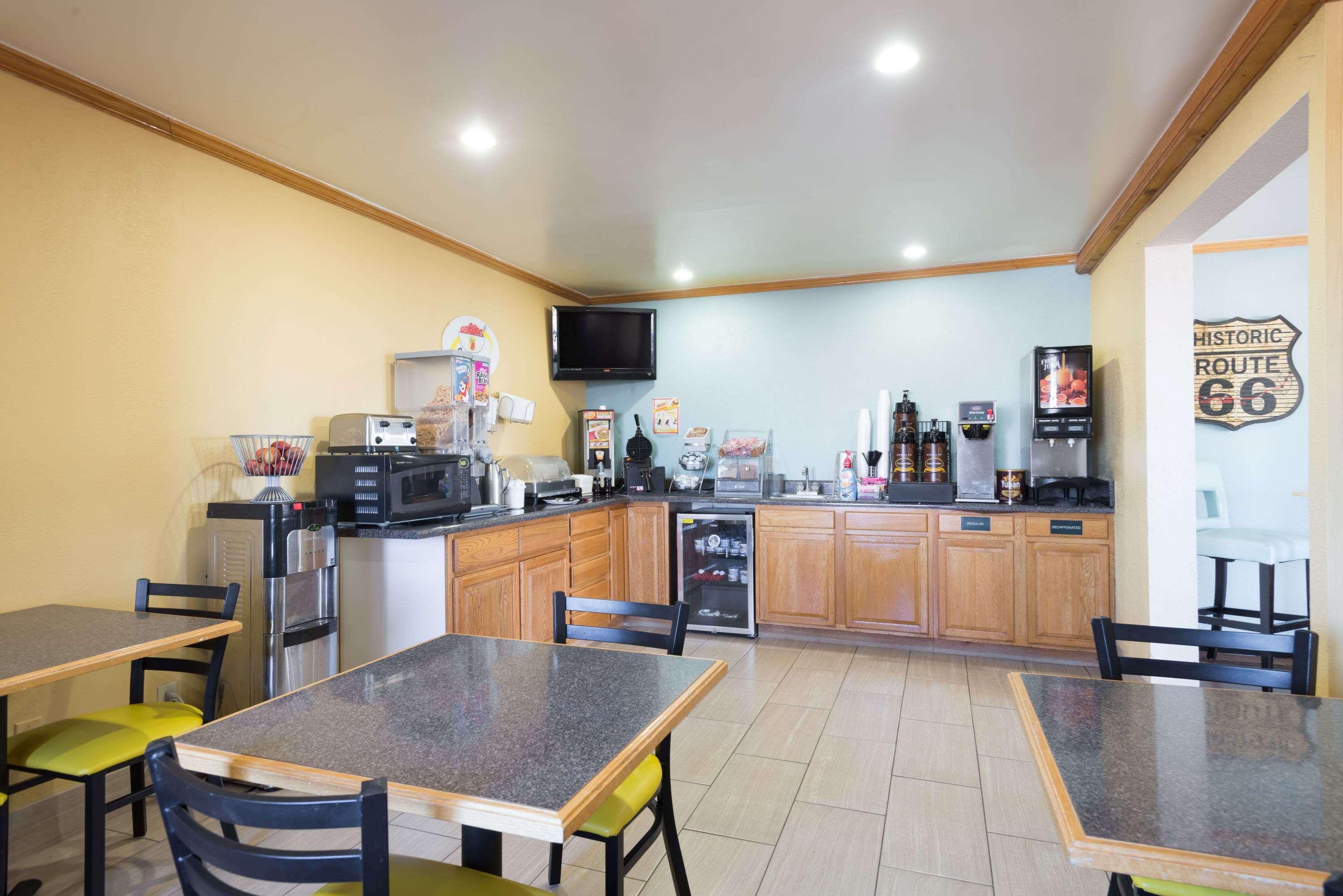 Super 8 By Wyndham Tucumcari Hotel Kültér fotó